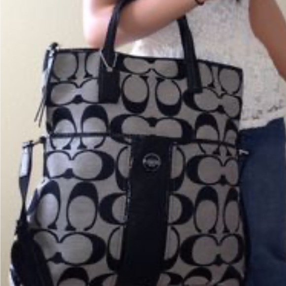 Coach Signature Foldover Tote H1380-F23304 - Picture 3 of 14